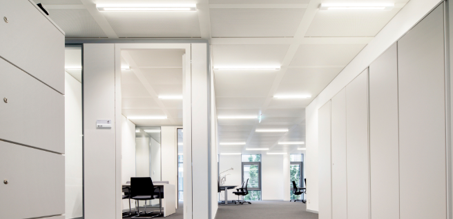 白色主色調(diào)在辦公室裝修設(shè)計(jì)中的優(yōu)勢(shì)與魅力 白色主色調(diào)在辦公室裝修設(shè)計(jì)中的優(yōu)勢(shì)與魅力