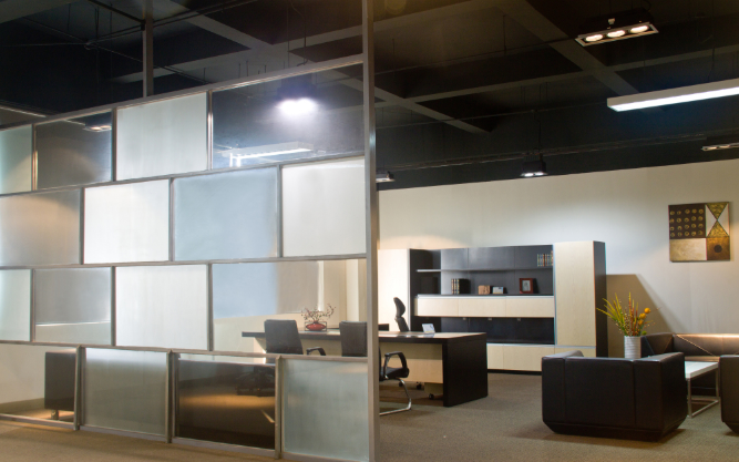 金融行業(yè)辦公室裝修:現(xiàn)代簡(jiǎn)約風(fēng)格的選擇與魅力 金融行業(yè)辦公室裝修:現(xiàn)代簡(jiǎn)約風(fēng)格的選擇與魅力