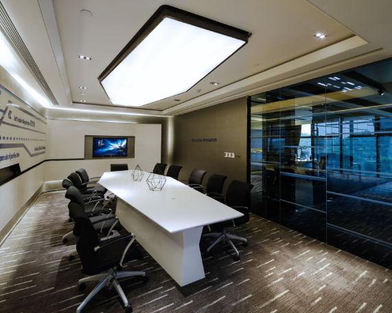 上海辦公室裝修設(shè)計:鈦合金門選購秘籍大揭秘