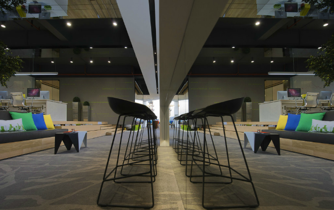 辦公室裝修設(shè)計(jì)選擇塊狀地毯好嗎?