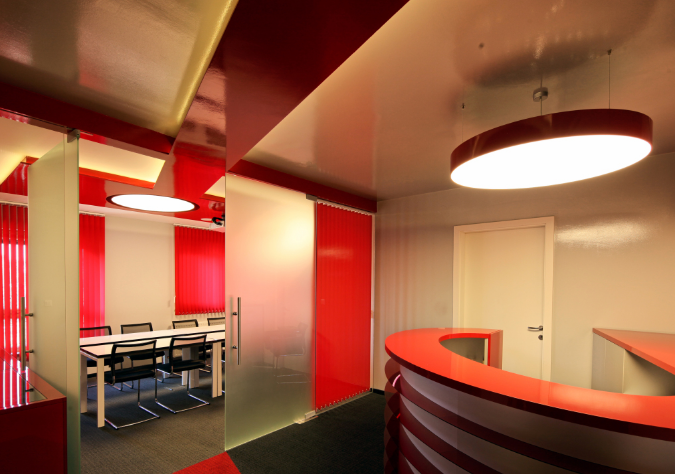 上海辦公室裝修設(shè)計：背柜的存在，是必需還是多余？